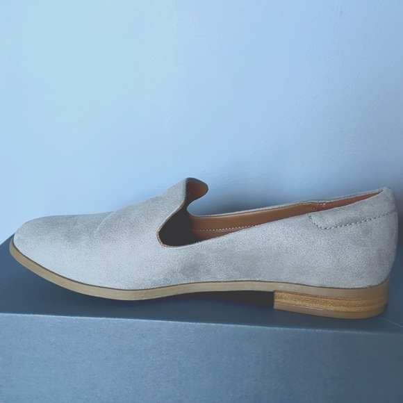 Universal Thread Loafers - Picture 8 of 8